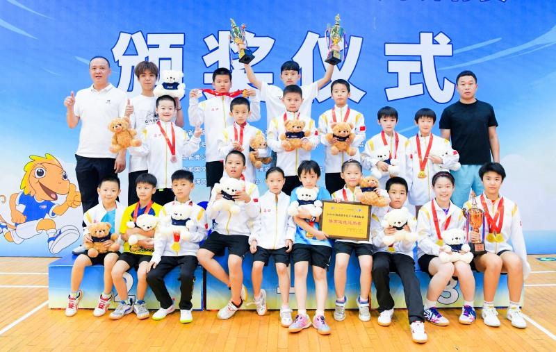 参赛选手们, 海南青少年