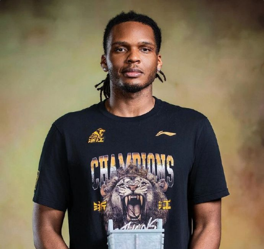 dingy, 北控旧将桑, 定新赛季的 dingy, 北控旧将桑, 定新赛季的